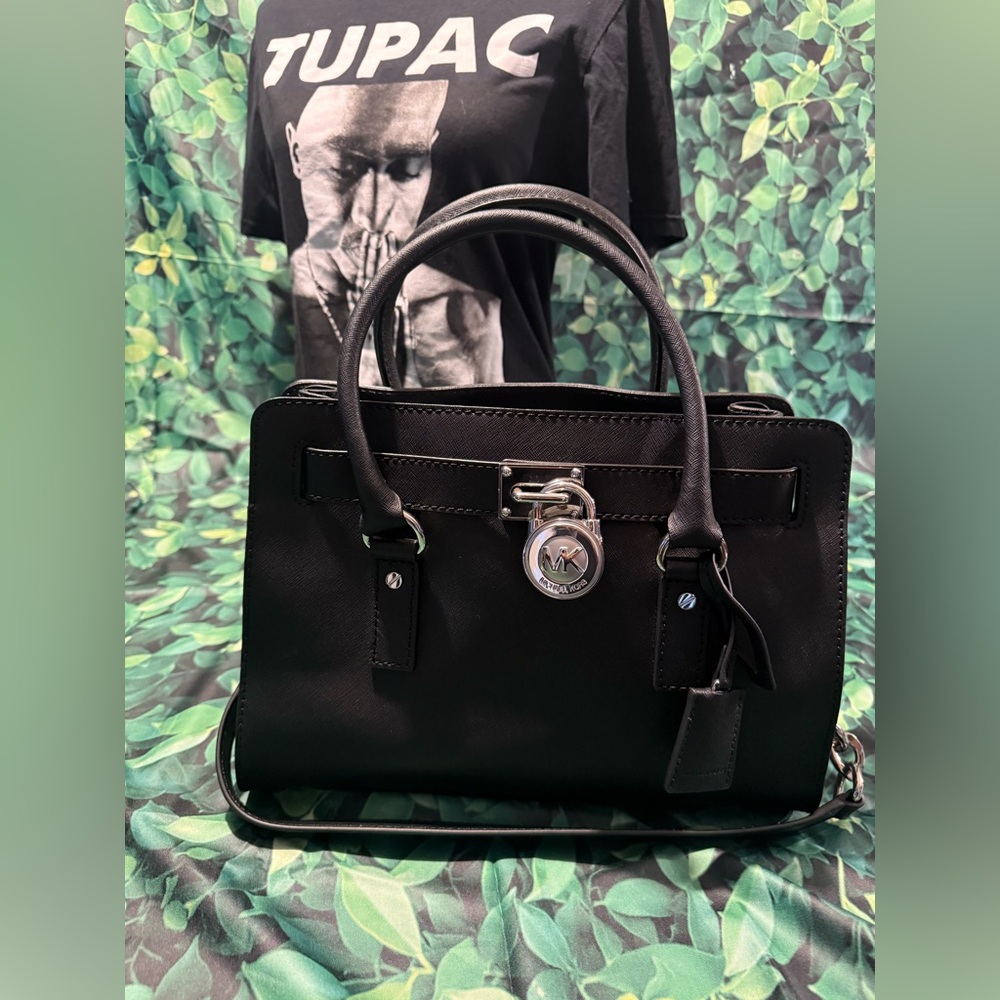 CLEARANCE: Michael Kors Medium Satchel W/ Tupac Small TShirt: TrustNobody Bundle - Picture 13 of 13